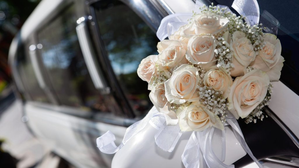 Reasons To Hire A Limousine For Your Wedding Day